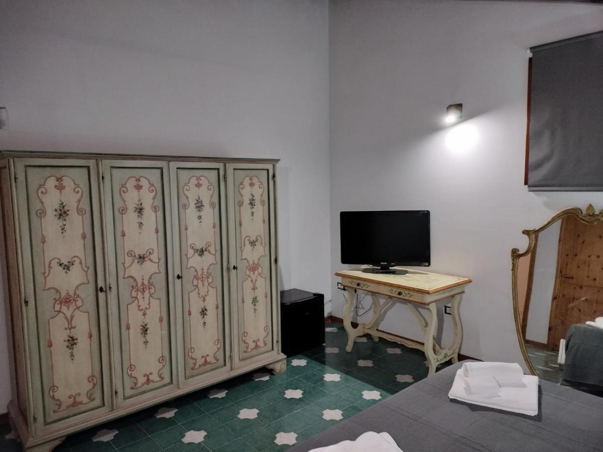 Villa Letizia Rooms & Apartments Noto Eksteriør billede