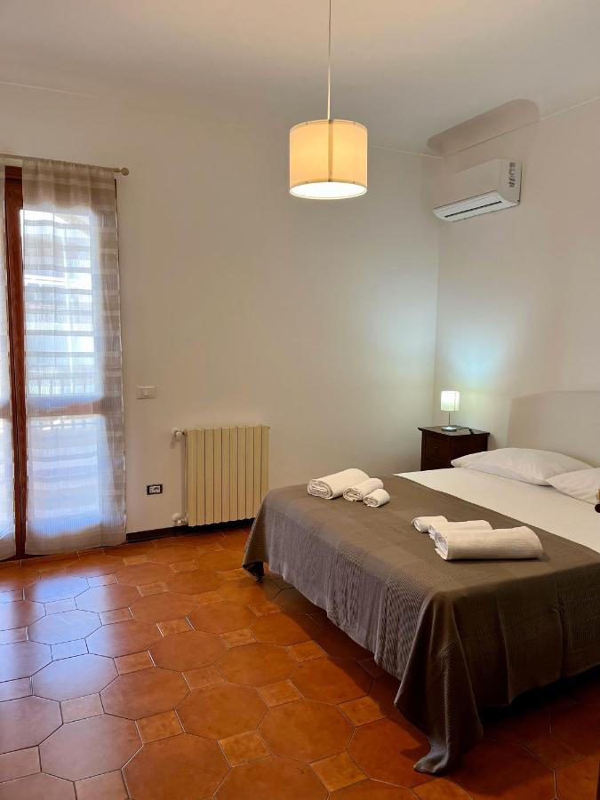 Villa Letizia Rooms & Apartments Noto Eksteriør billede